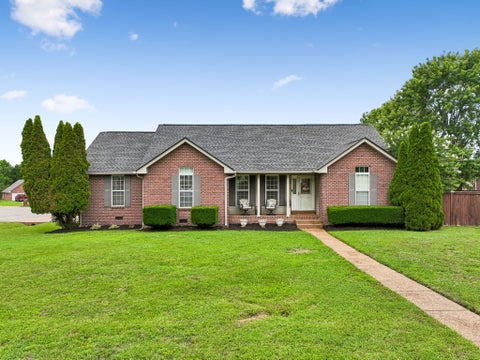 Photo of 400 Neighborly Ct, Lebanon, TN 37087 (MLS # 3242722)