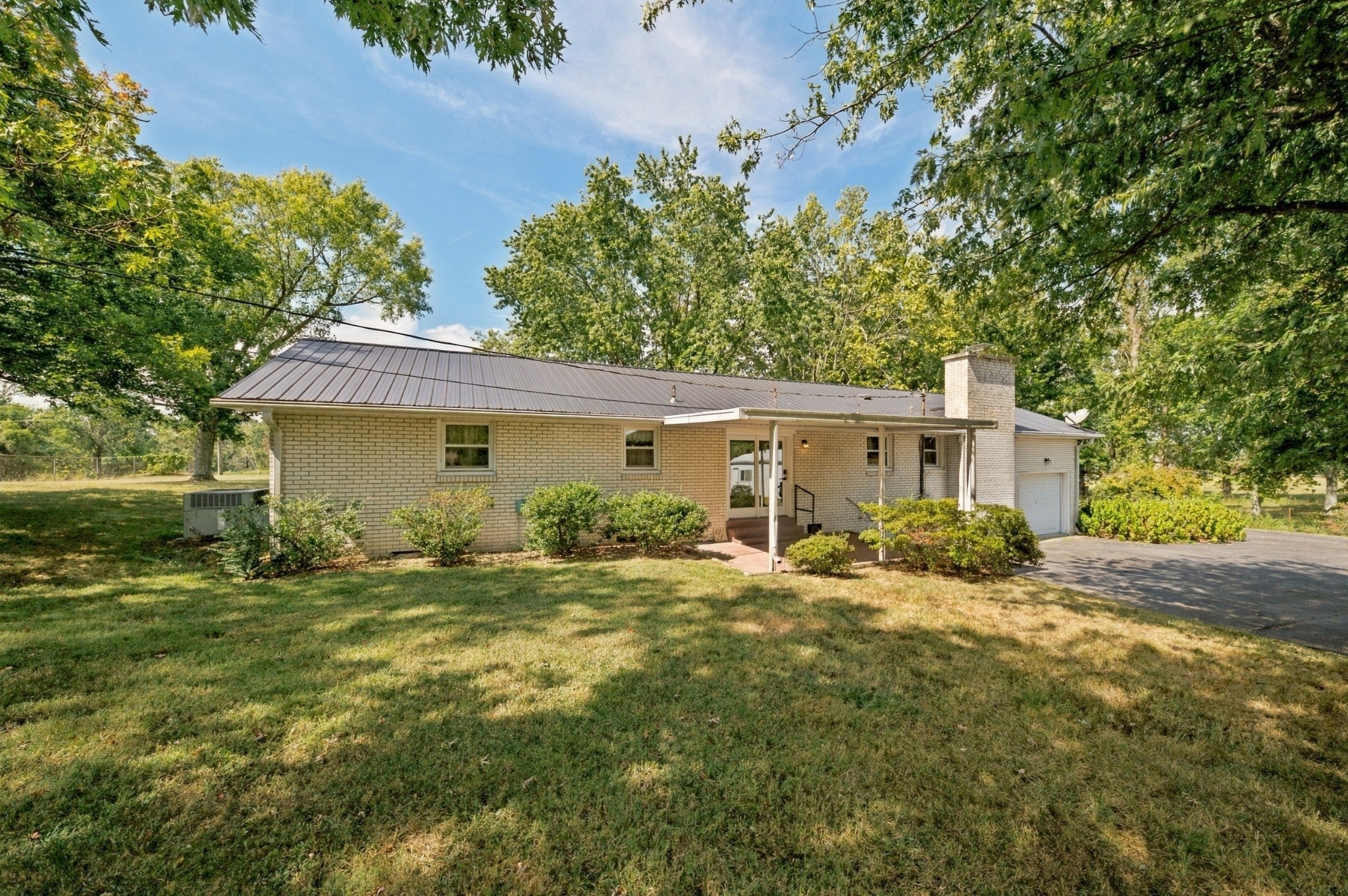 1807 Nelson Rd