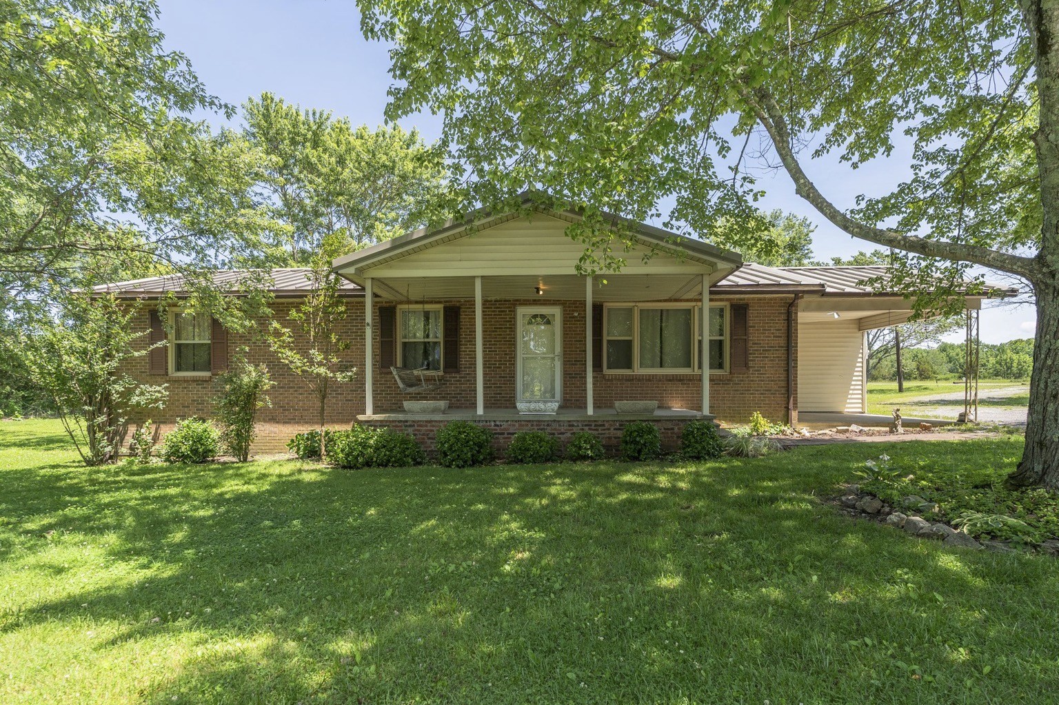 932 Coconut Ridge Rd