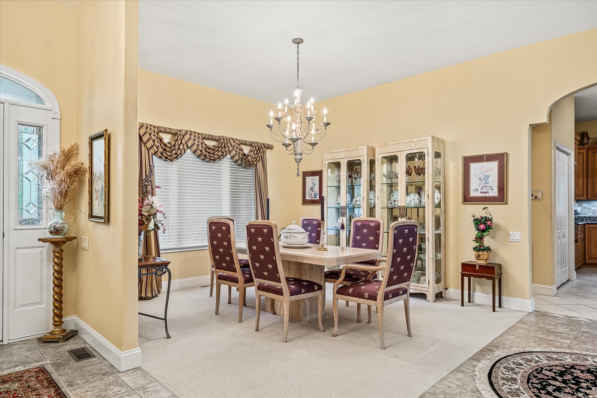141 Mountain View Dr