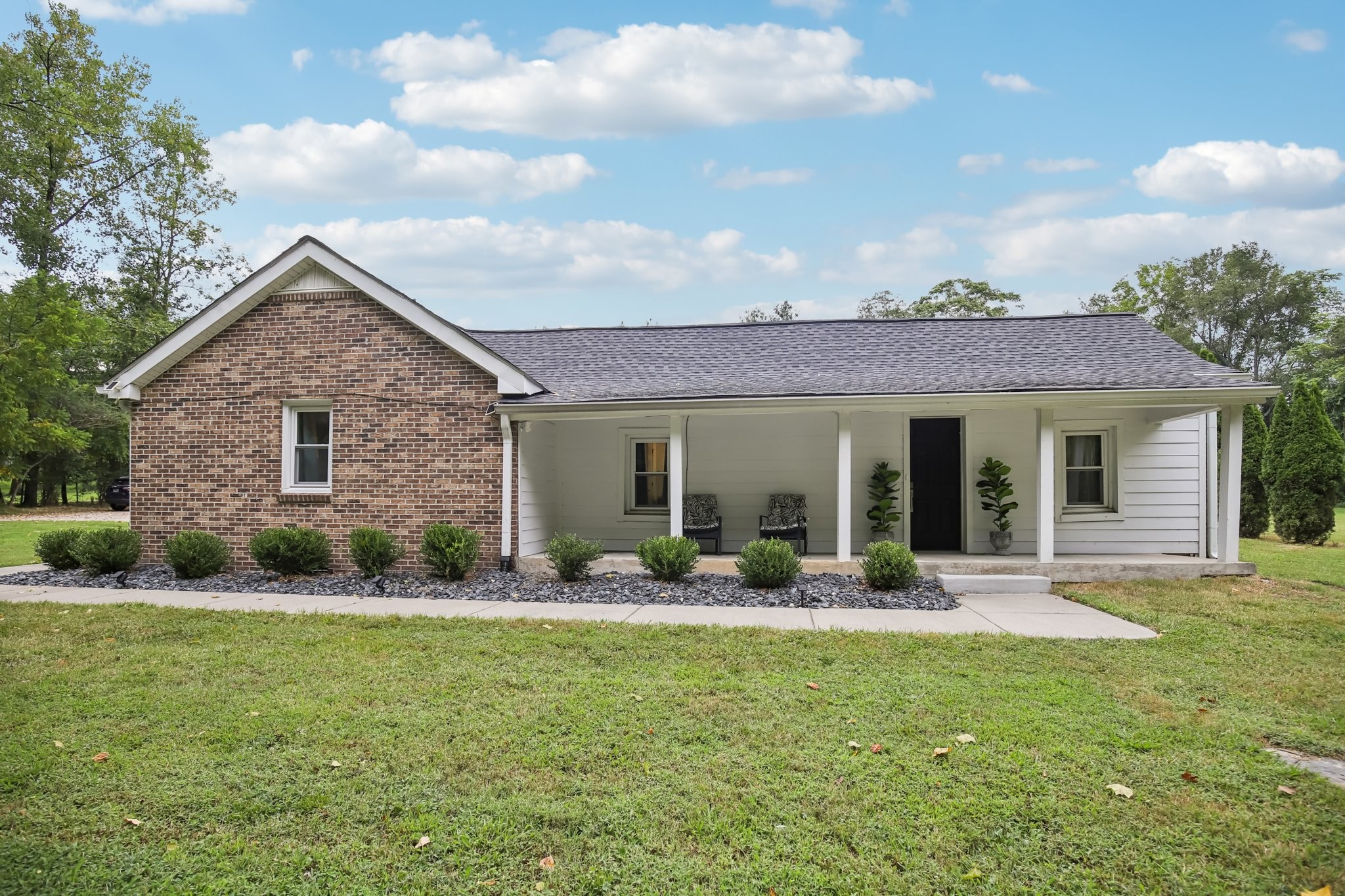 939 Hogans Branch Rd