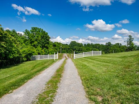 904 Weeping Willow Rd Hendersonville TN 37075