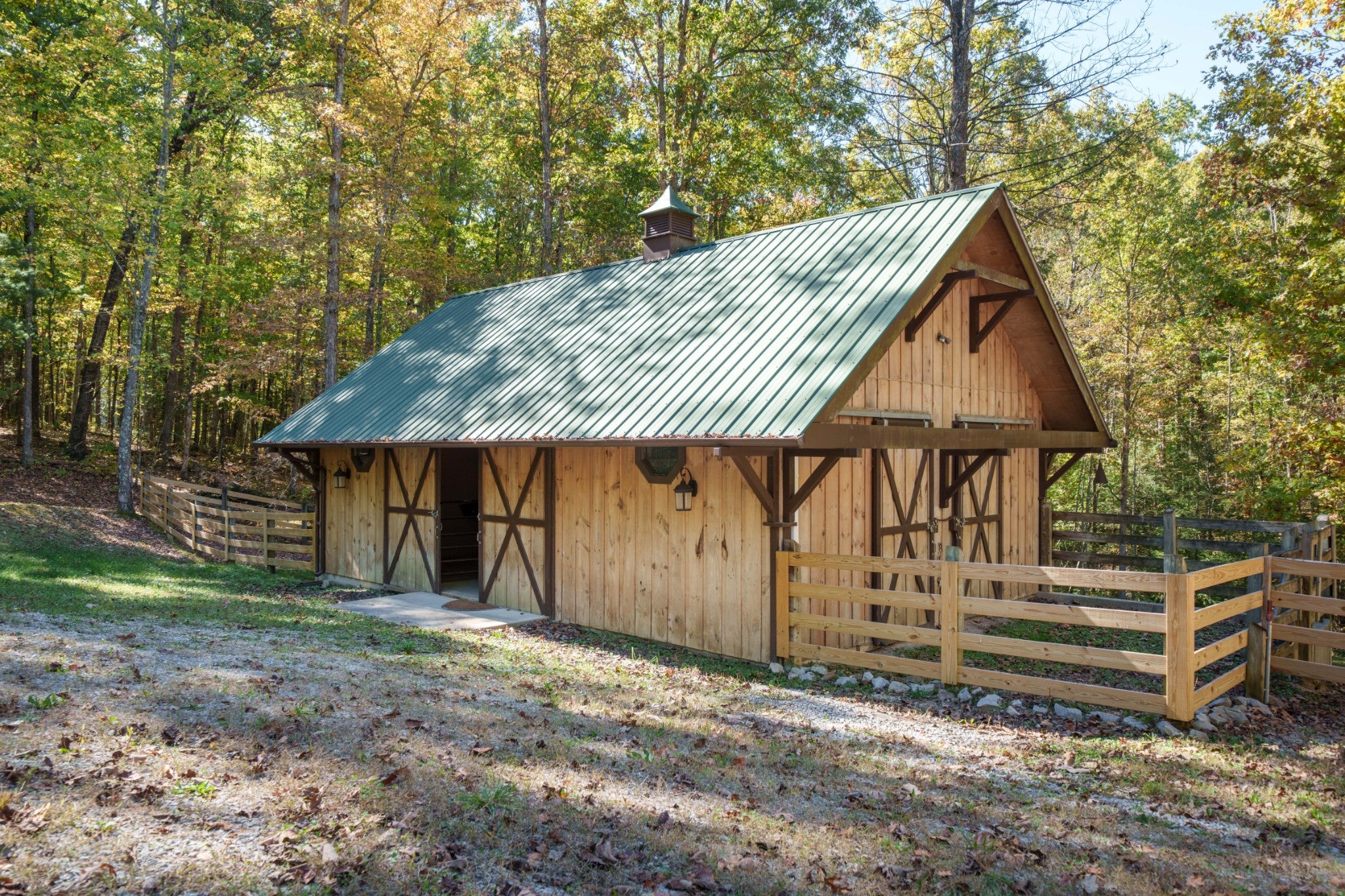 1151 Rockhouse Pass