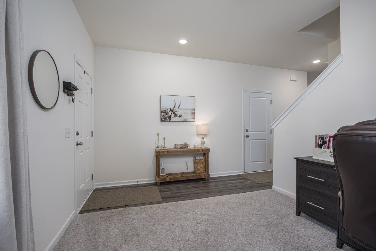 2122 Youngfellow Dr