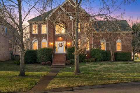 901 Deer Pointe Ct Nashville TN 37221