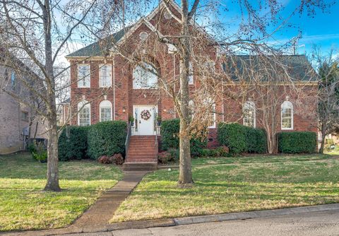 901 Deer Pointe Ct Nashville TN 37221