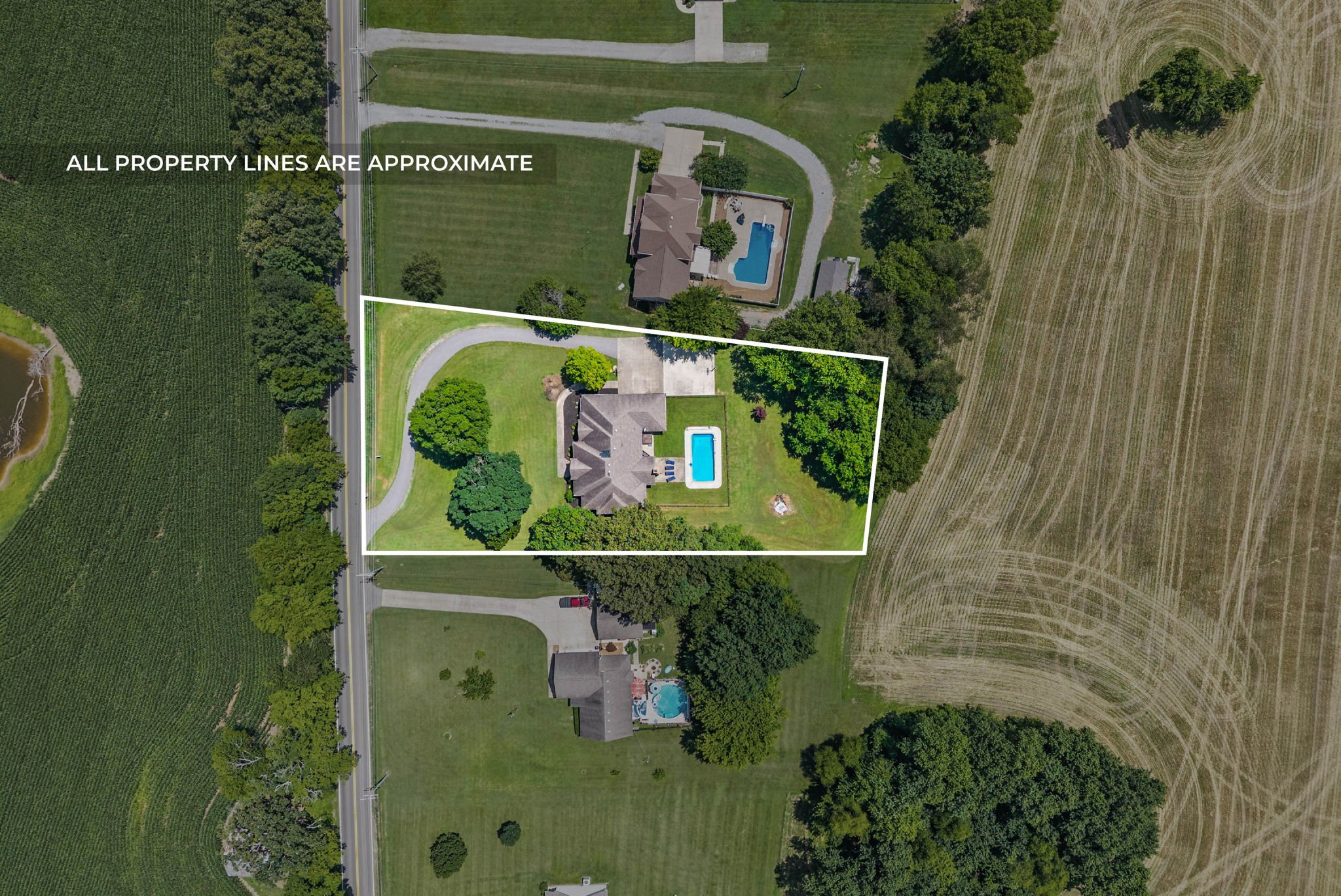 2976 Rossview Rd