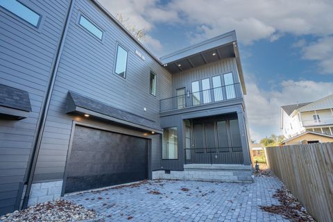 Photo of 1711A Allison Pl, Nashville, TN 37203 (MLS # 2760448)