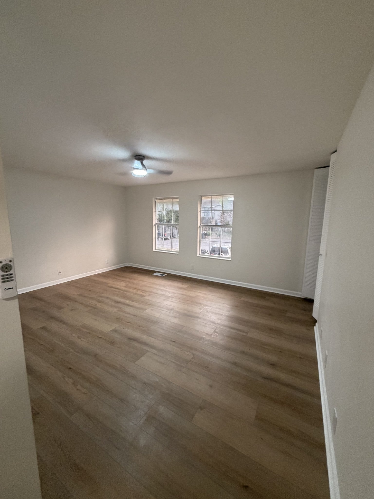2-bed home for rent in Nashville, TN 37217, 4000 Anderson Rd 56 4000 Anderson Rd 56, Nashville TN 37217 2-bed home, photo 4 of 9