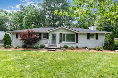 247 High Cliff Dr Hendersonville TN 37075