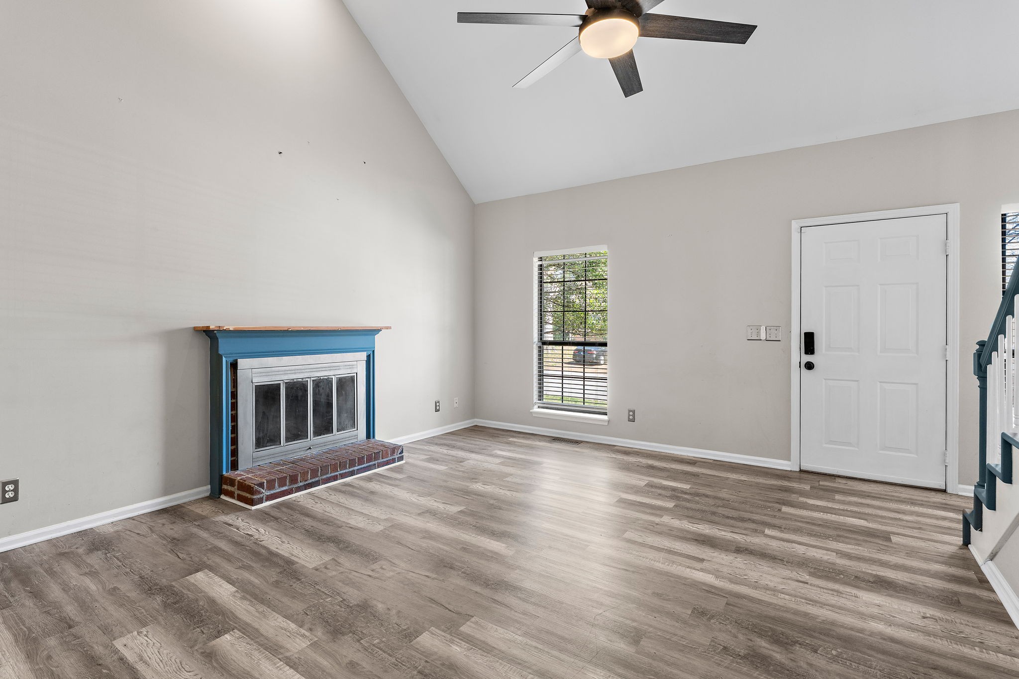 900 Dove Ridge Cir