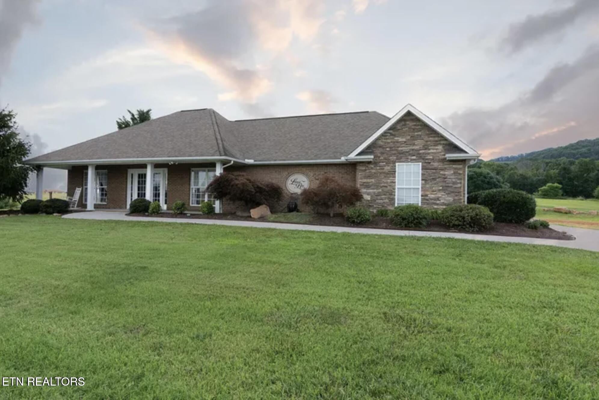 1221 Legacy Bay Drive