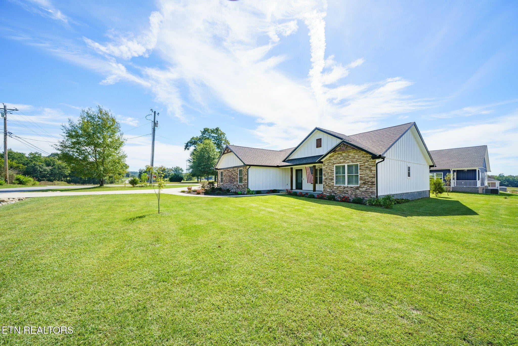 2643 Cook Rd