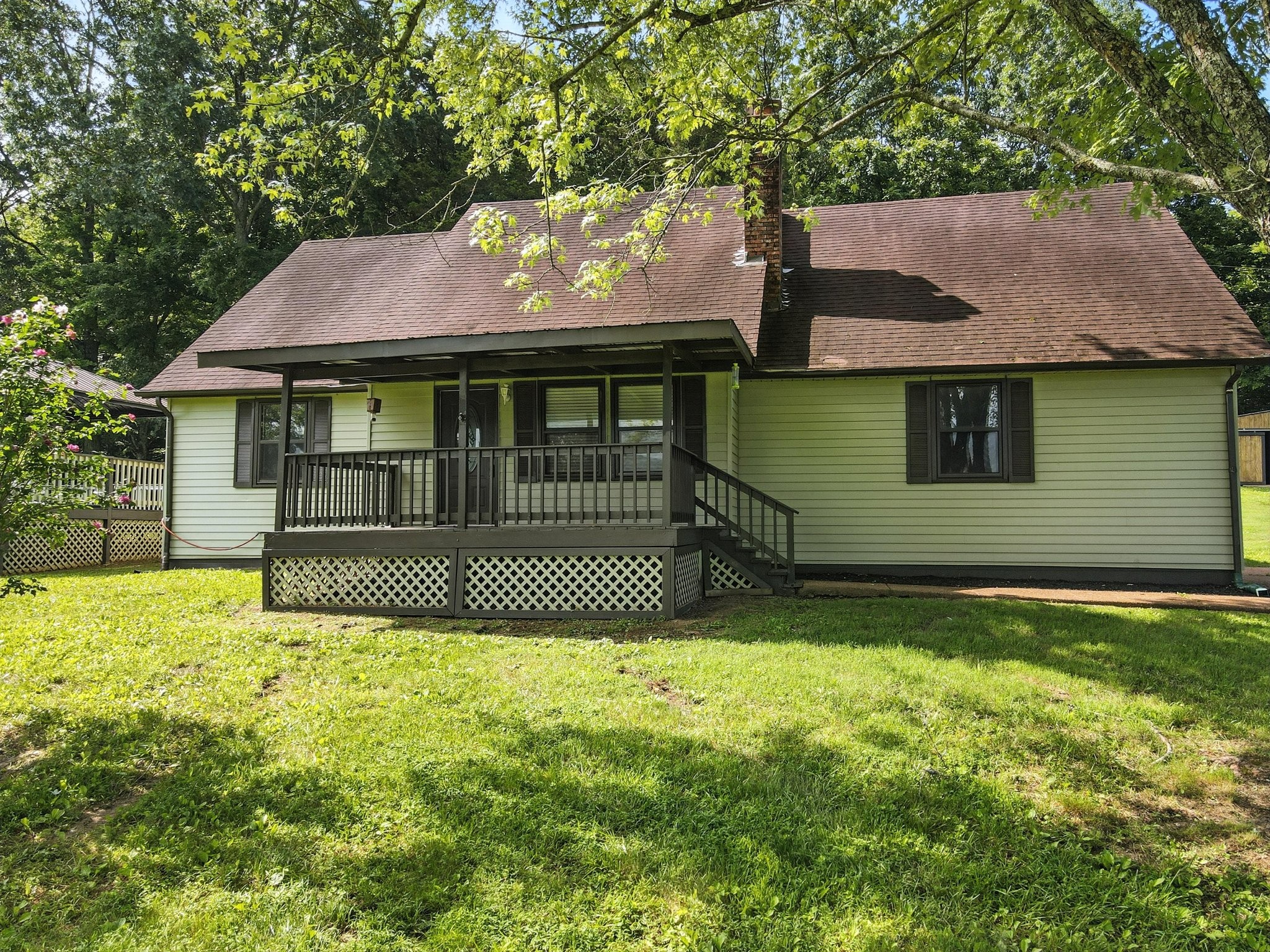 2060 Ed Watson Rd