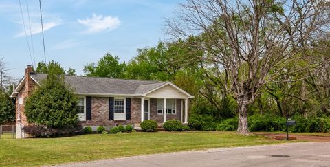 Photo of 6423 Futura Dr, Nashville, TN 37209 (MLS # 3169172)