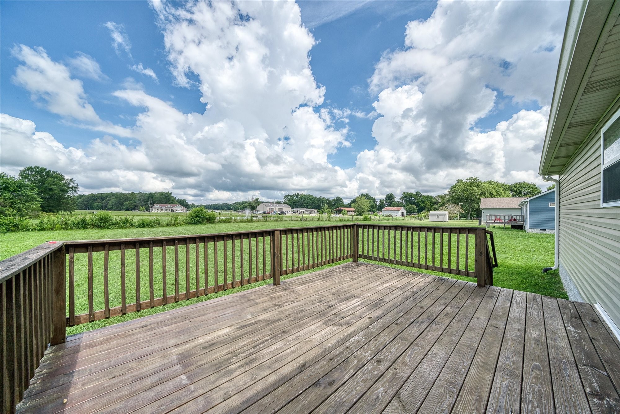 960 Dry Creek Rd