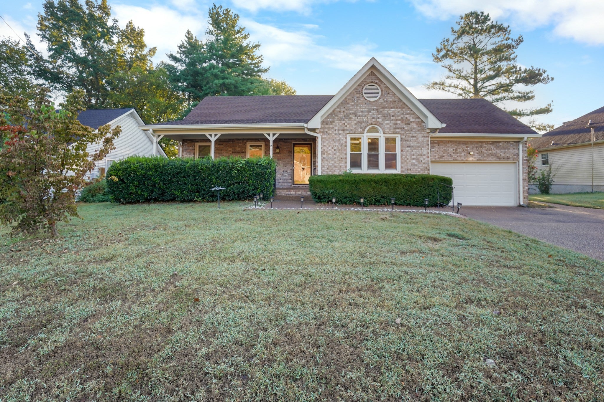 3-bed listing at 1503 Birchwood Cir, Franklin
