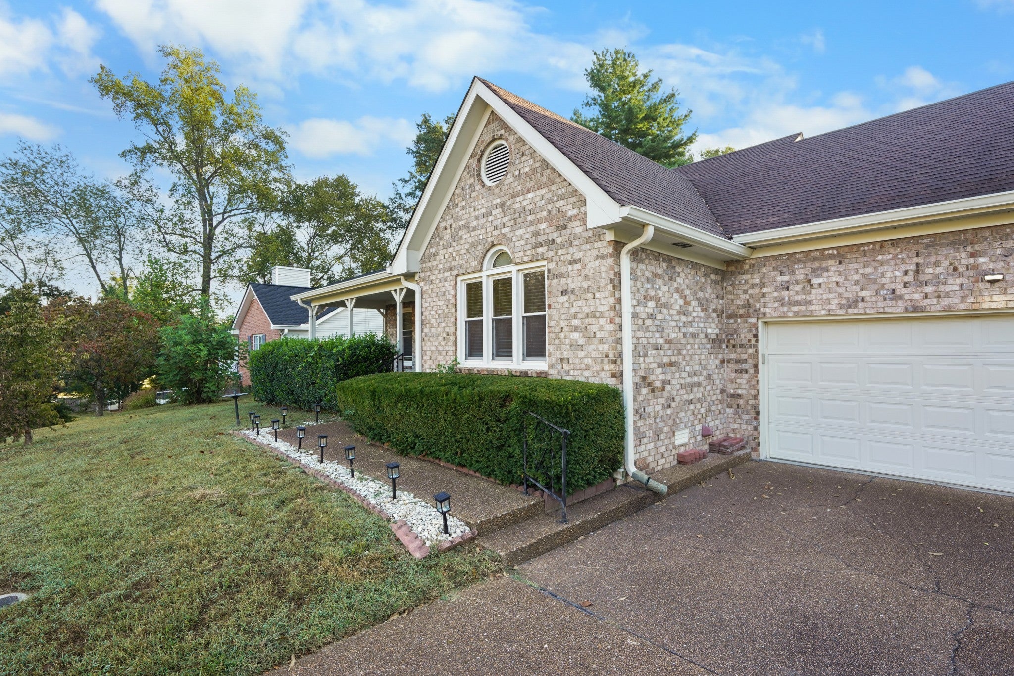 1503 Birchwood Cir