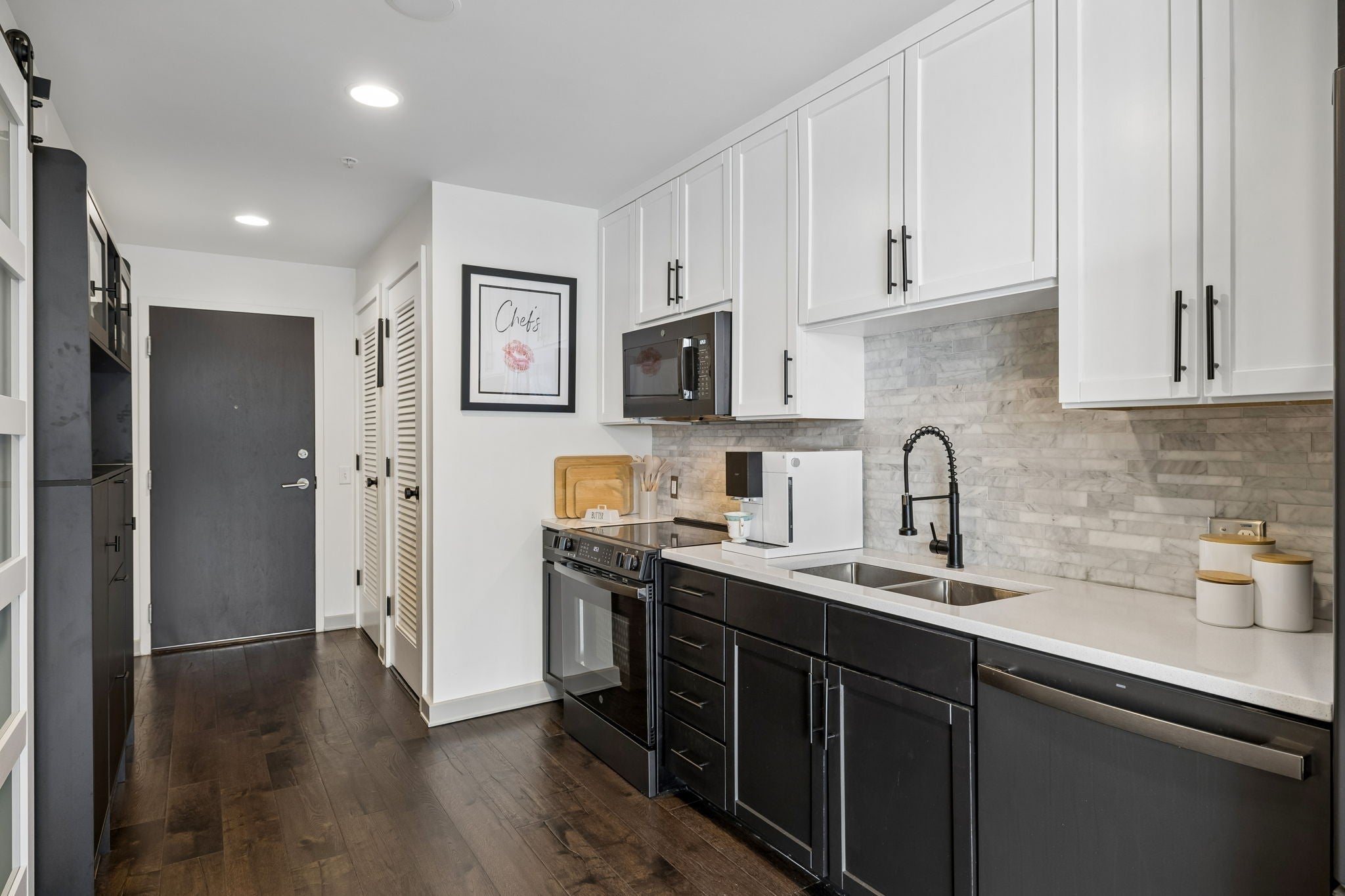 1212 Laurel St 1612