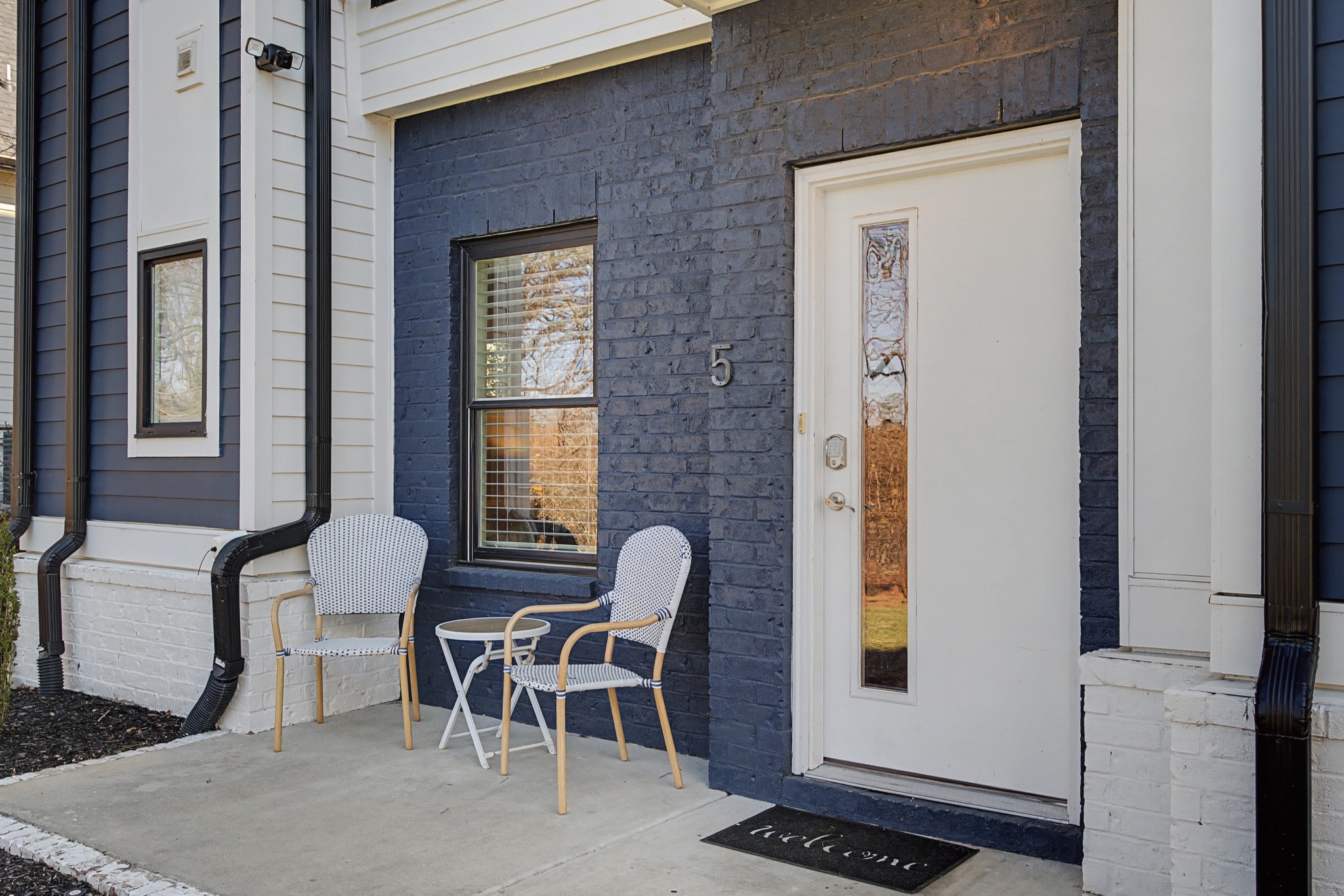 1308 Montgomery Ave 5