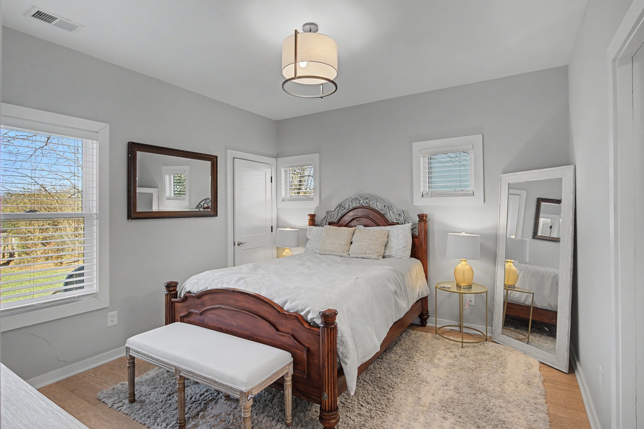 1308 Montgomery Ave 5