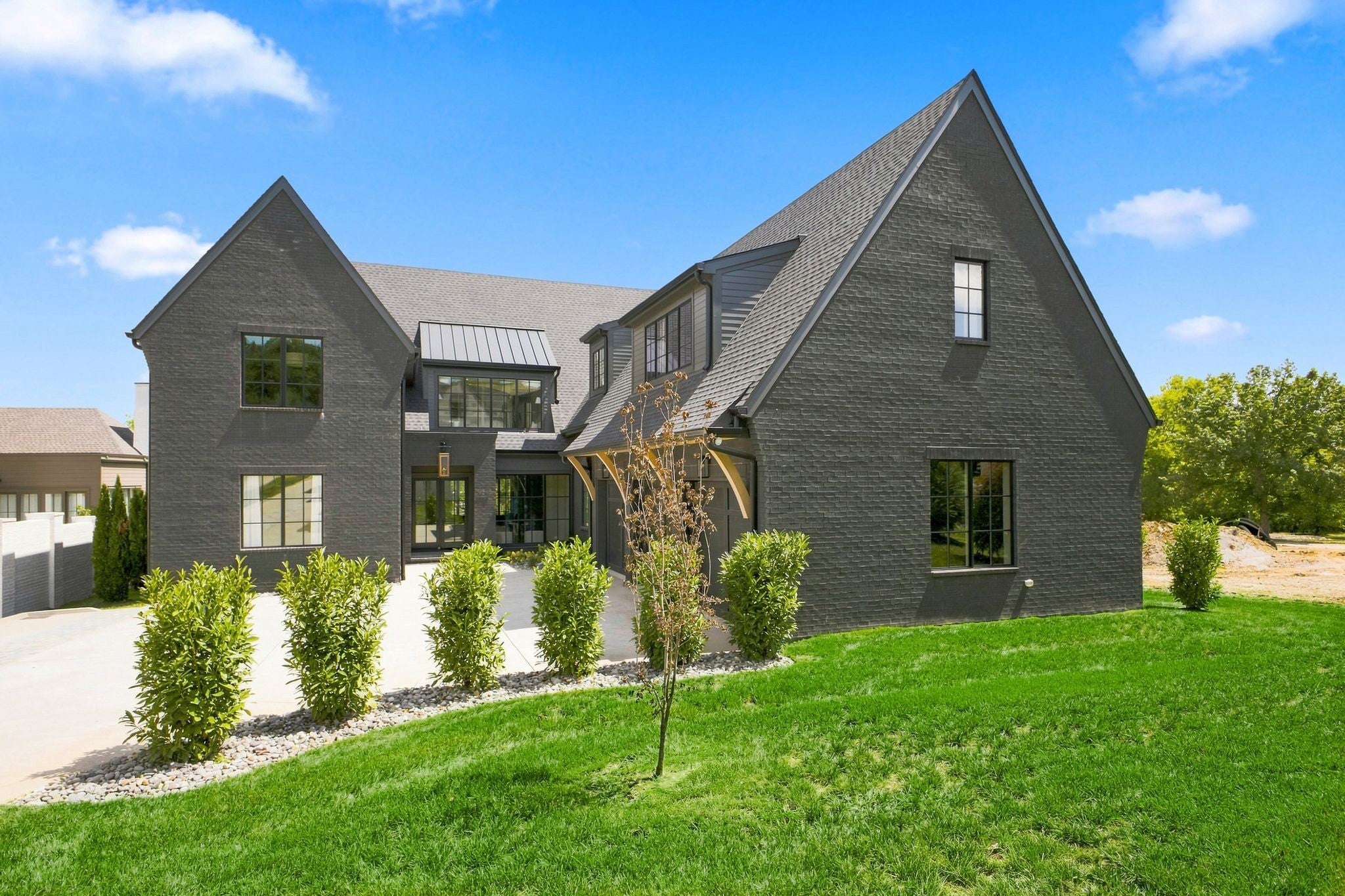 4518 Belmont Park Ter