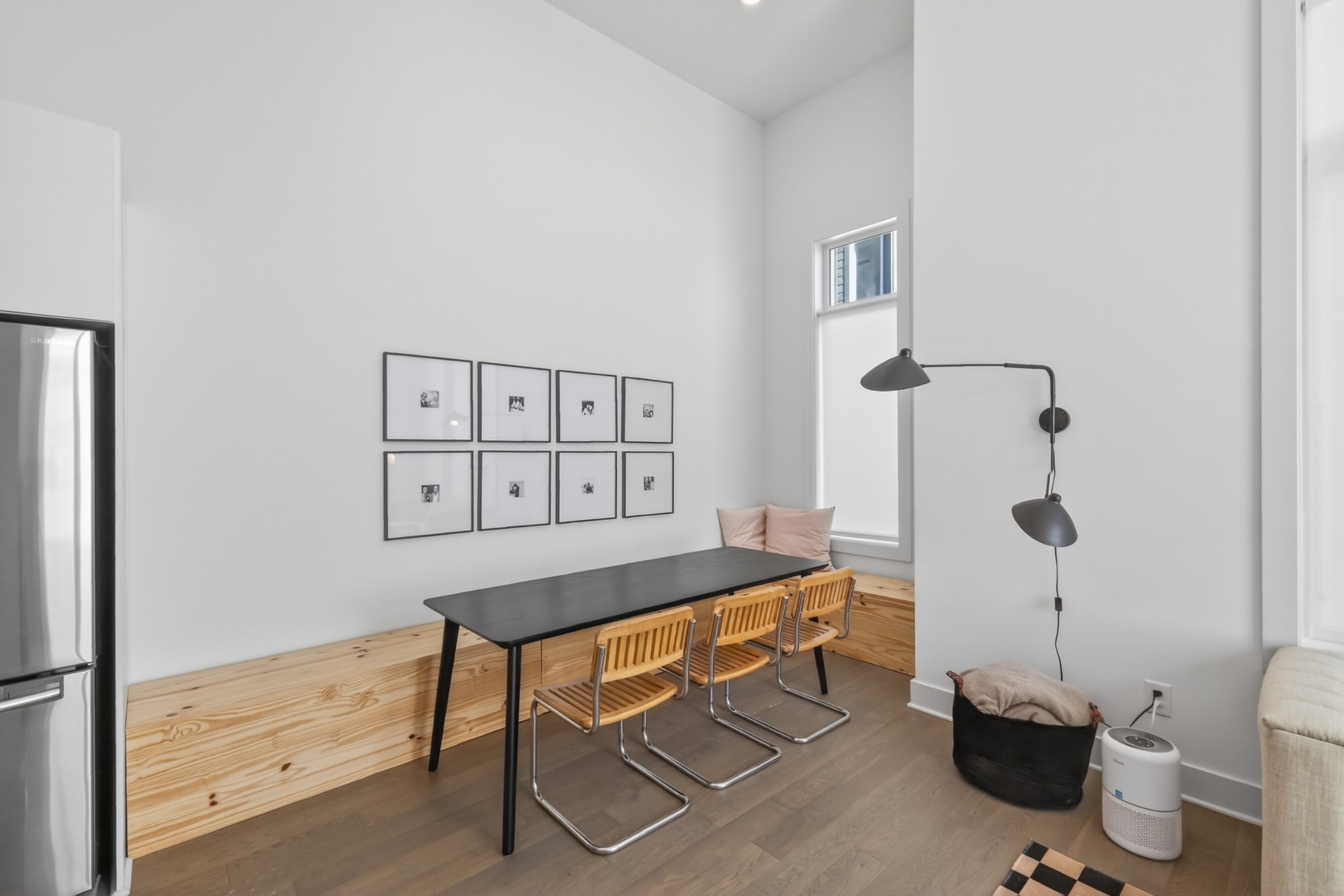 1041 E Trinity Ln 116