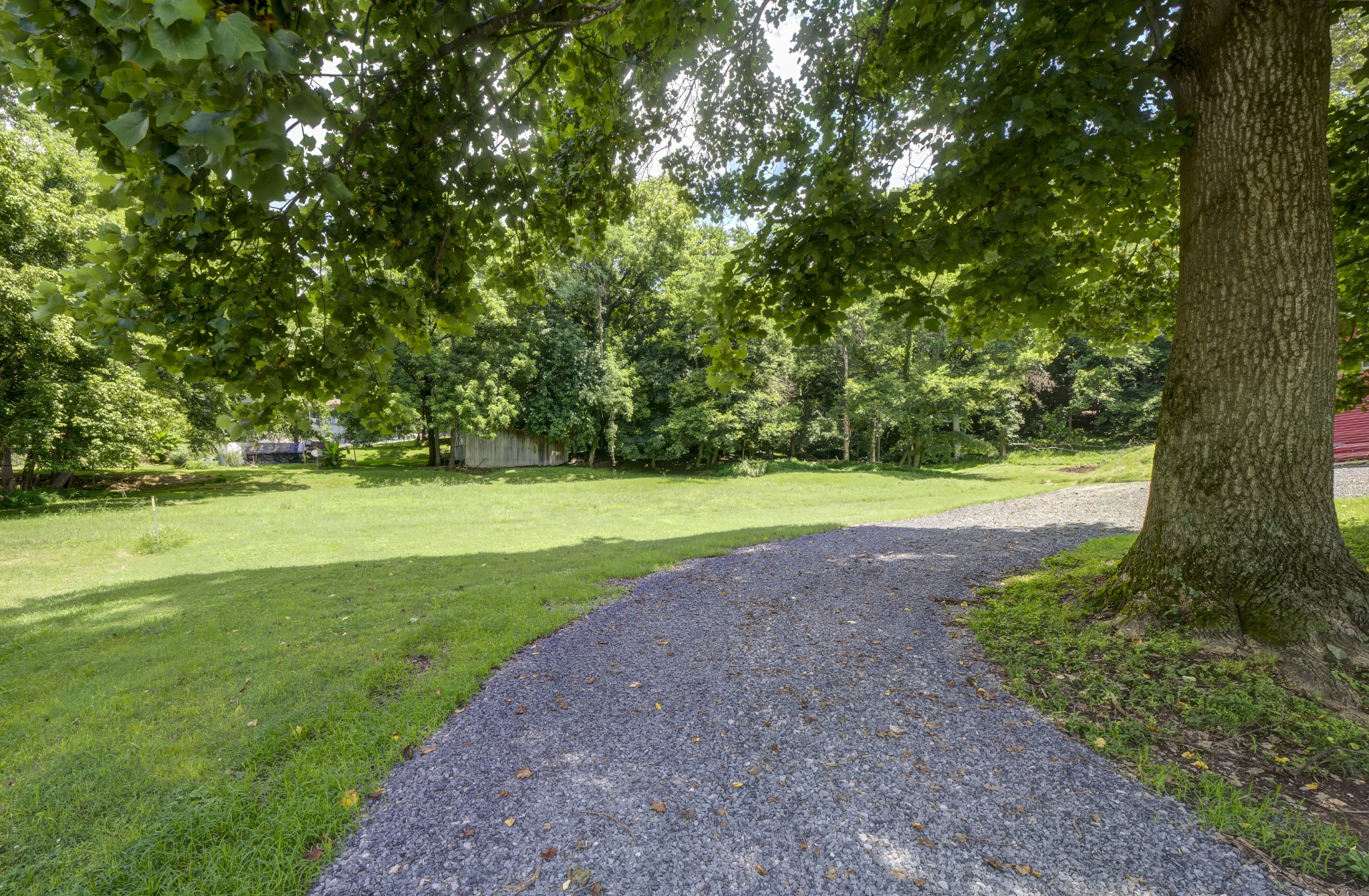 157 Lakeshore Rd