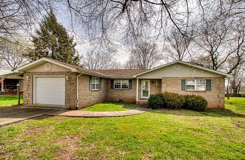Photo of 248 Ridgecrest Dr, Madisonville, TN 37354 (MLS # 3611616)