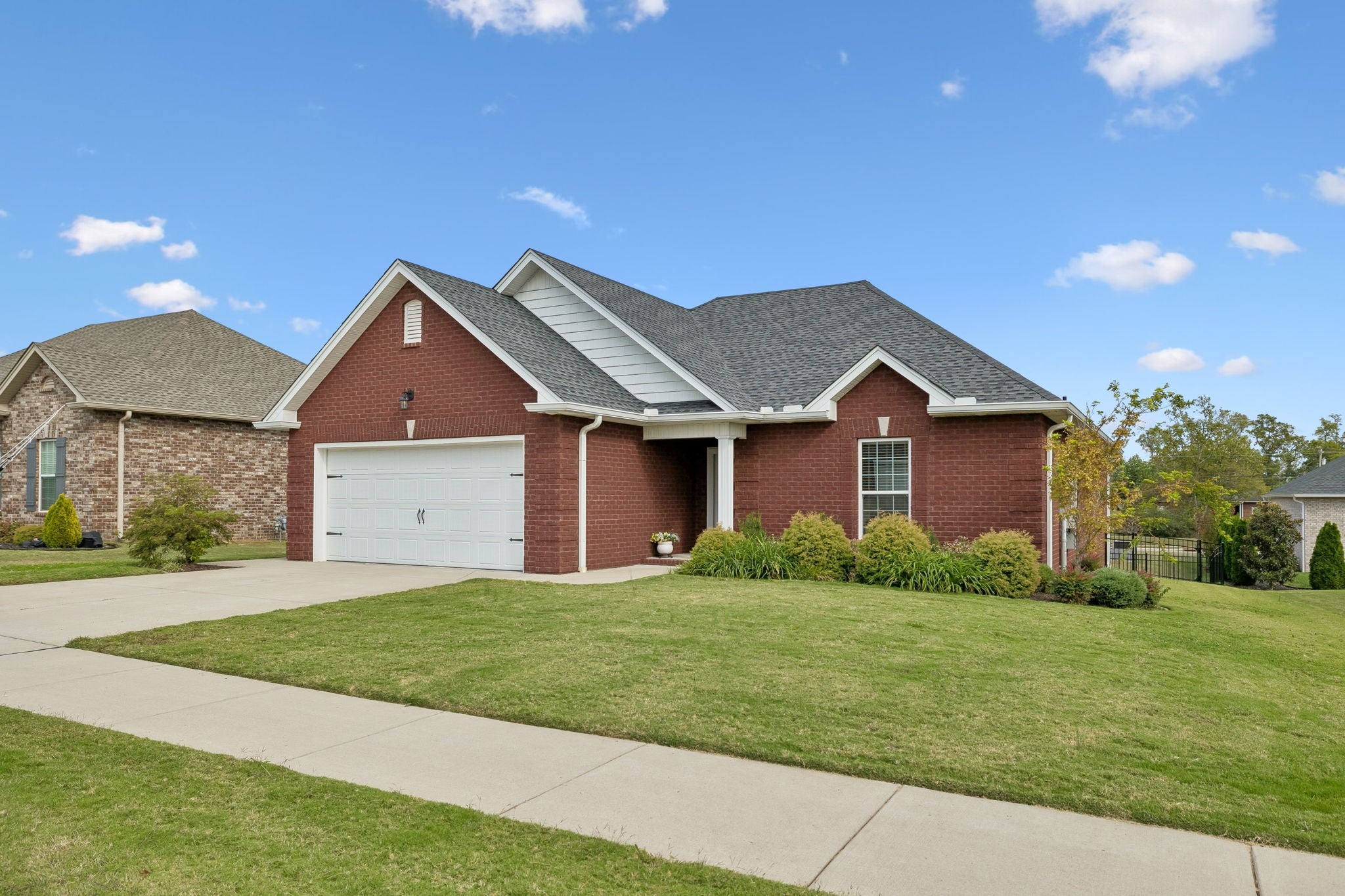 571 Dottie Dr