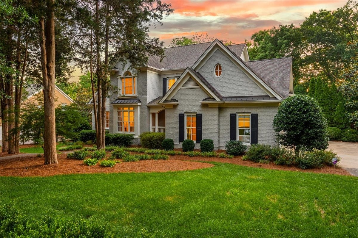 1107 Vaughn Crest Dr
