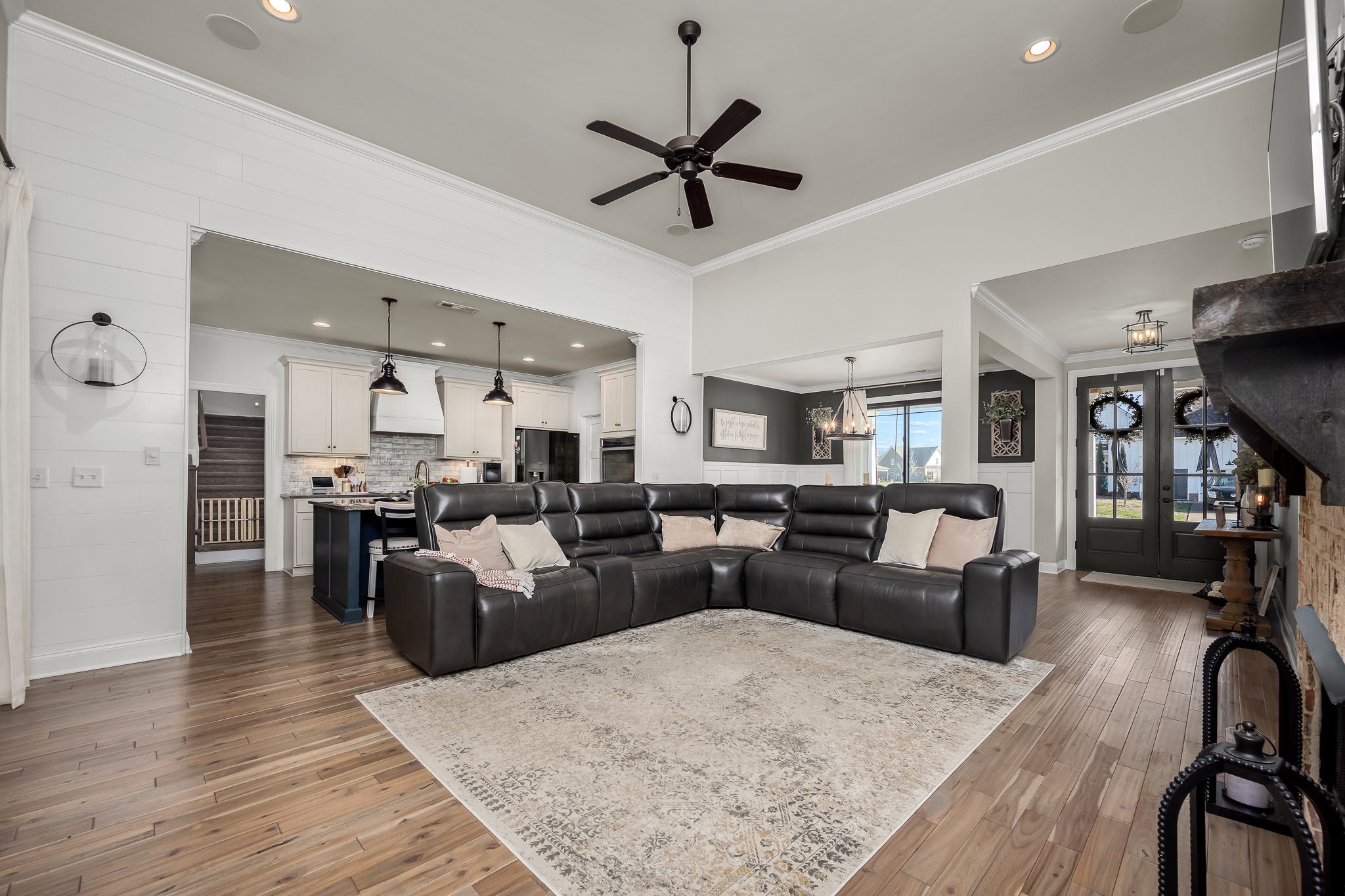 2087 Anglers Retreat Dr