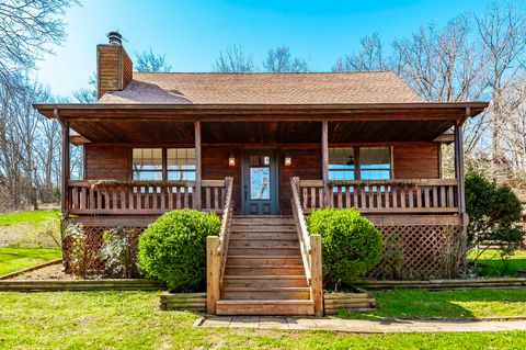 655 Cummings Ln Cottontown TN 37048