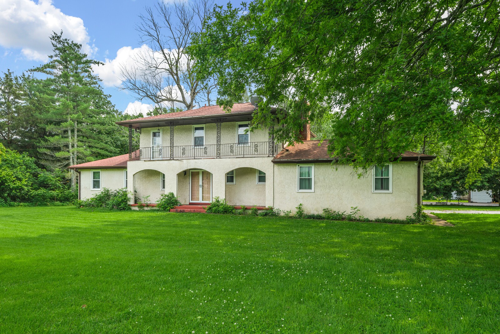 104 Chapman Dr