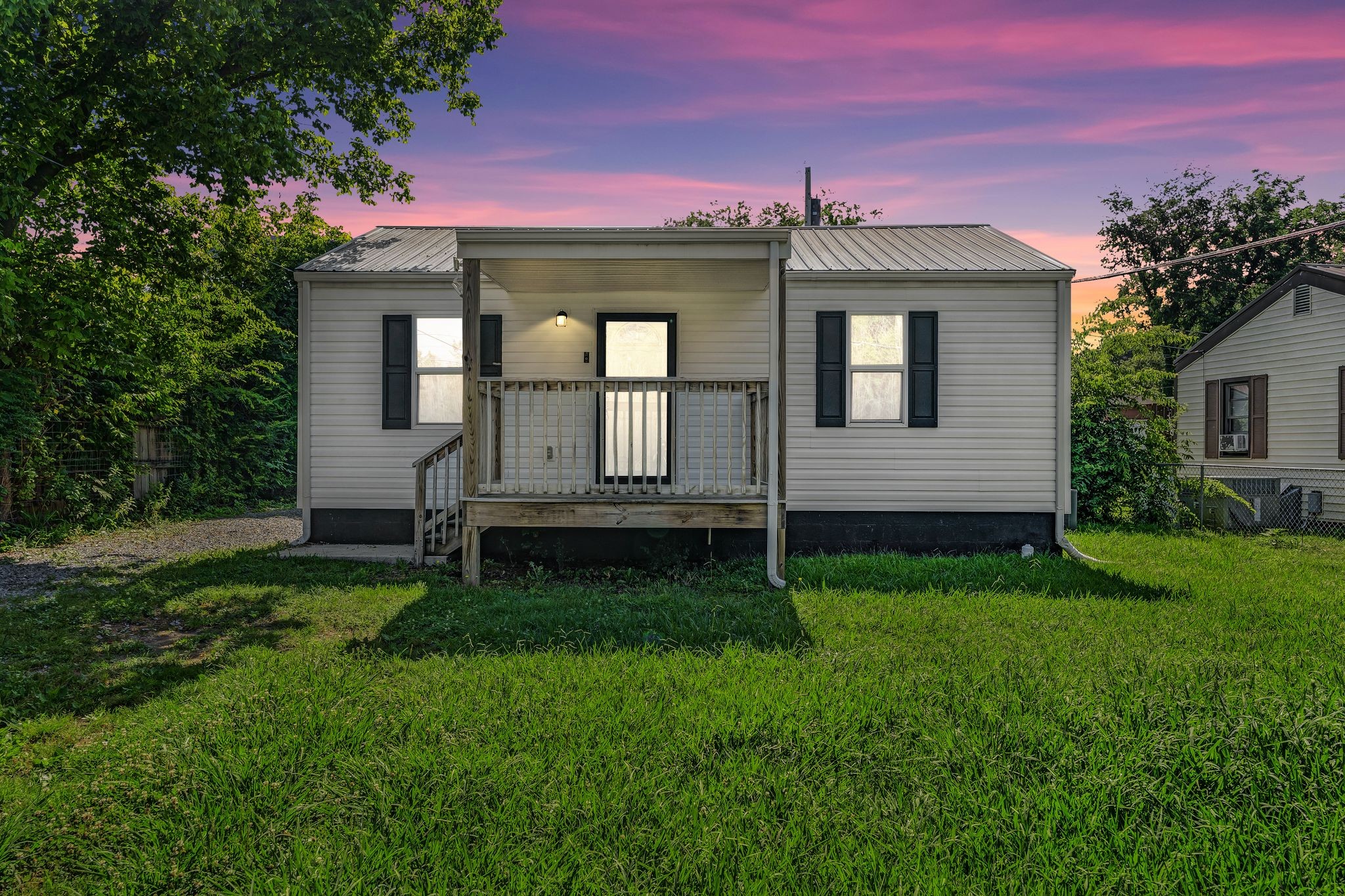 212 Marbury Rd