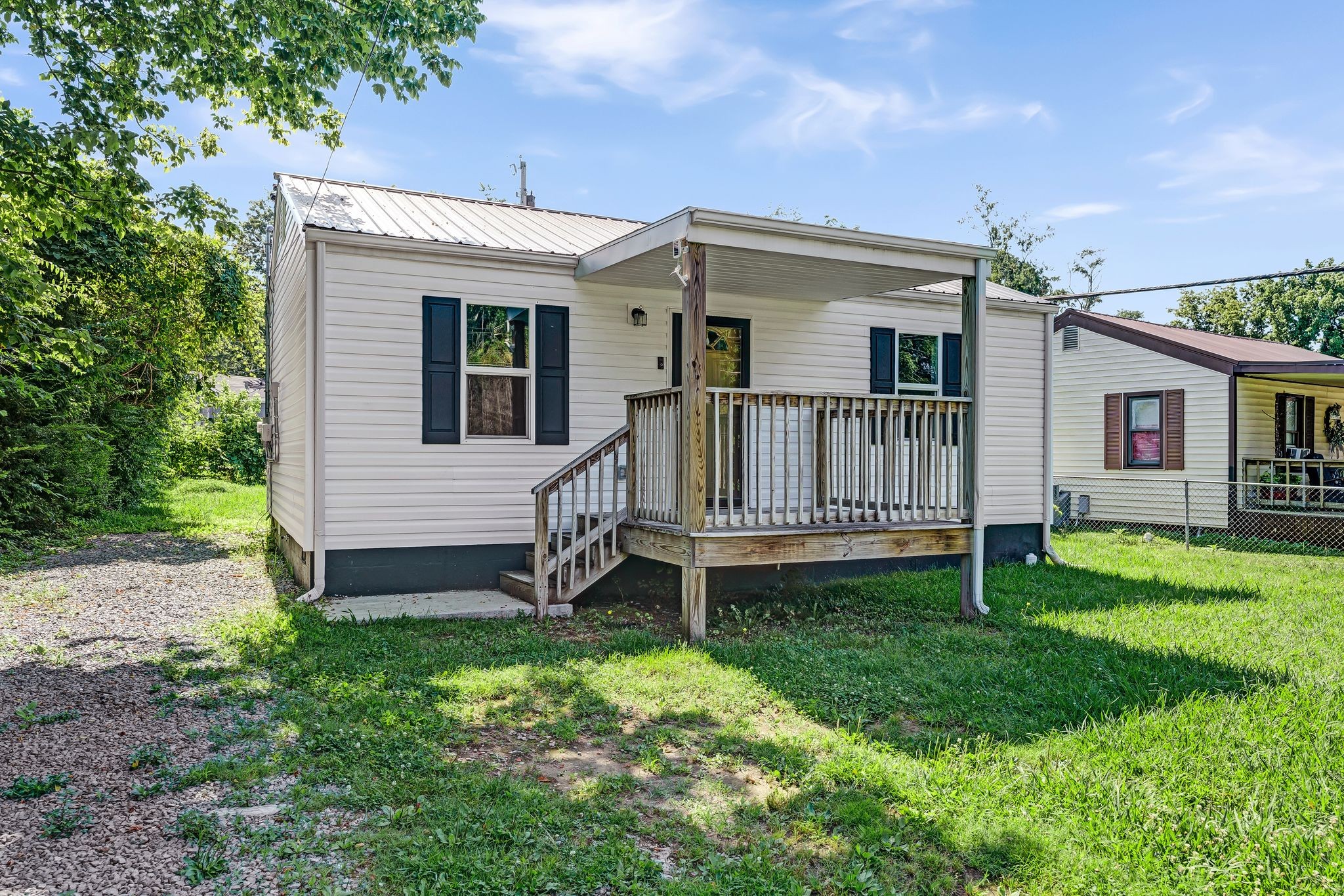 212 Marbury Rd