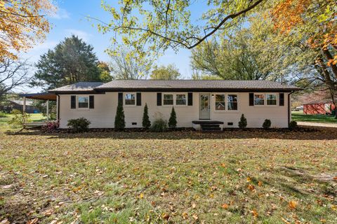 229 Westland St Portland TN 37148