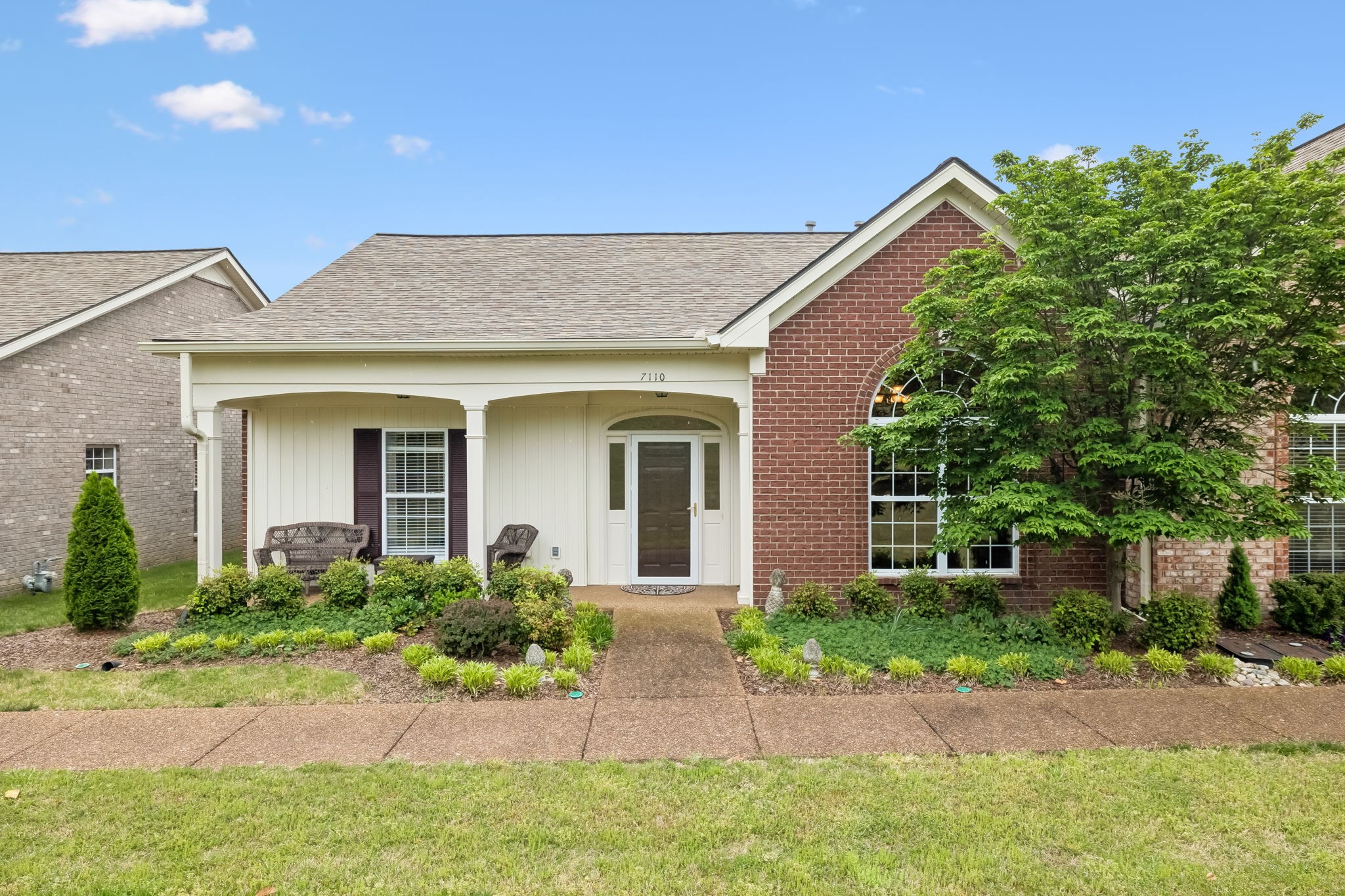7110 Sunrise Cir