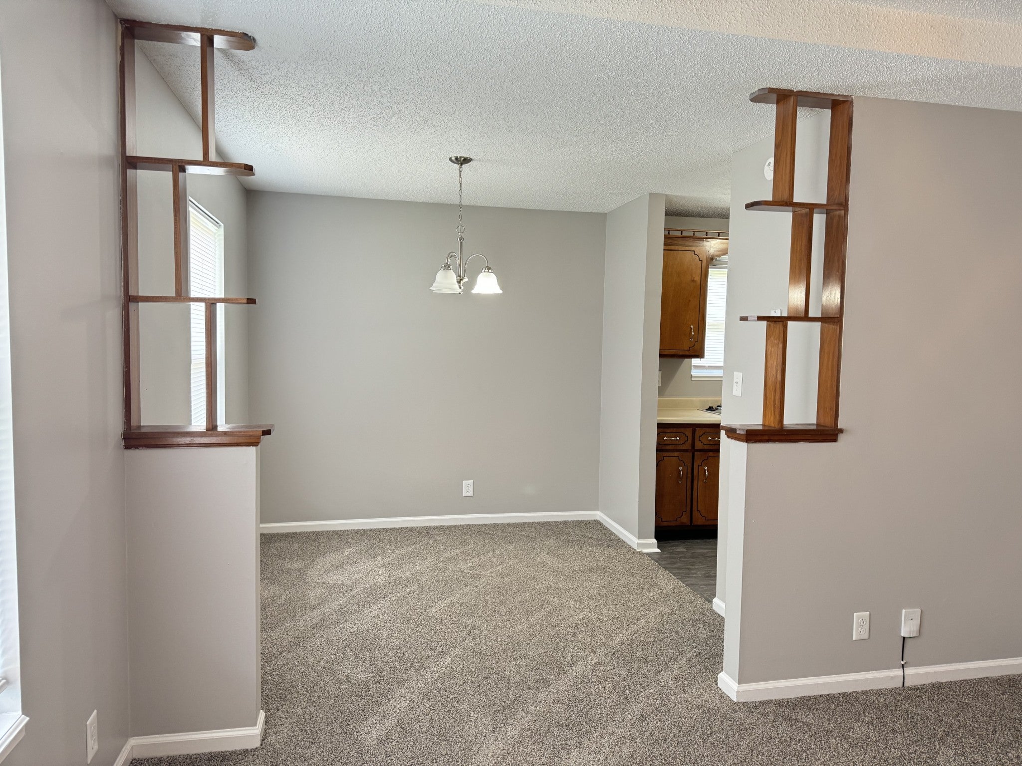 1302 Chucker