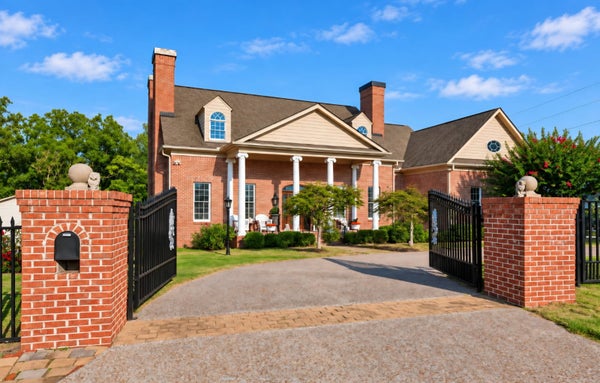 200 HOLMES CREEK RD, SMITHVILLE, TN 37166 - Image a4be646f7e09cf3a69fbd6ada91ecc65/95643653