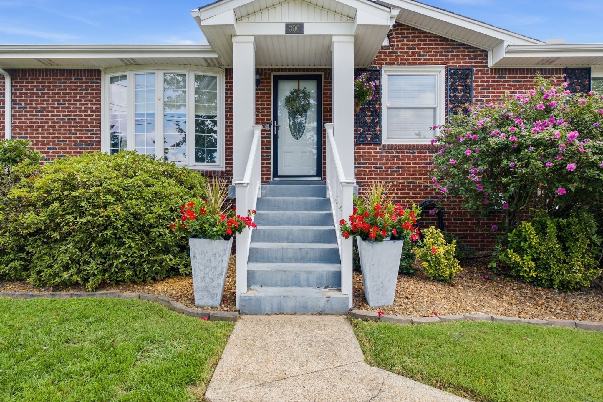300 Weldon Dr