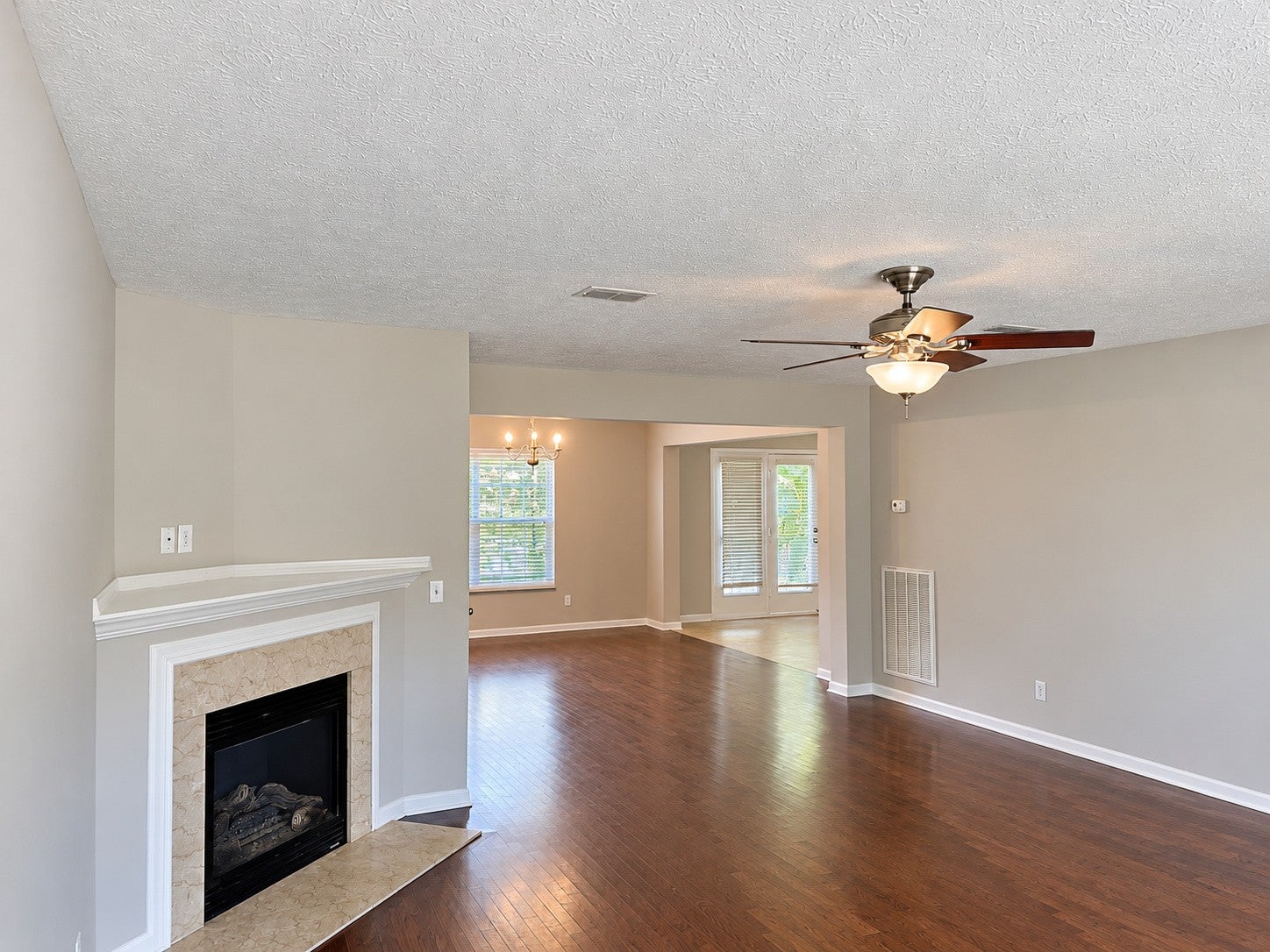 3169 Hidden Creek Dr