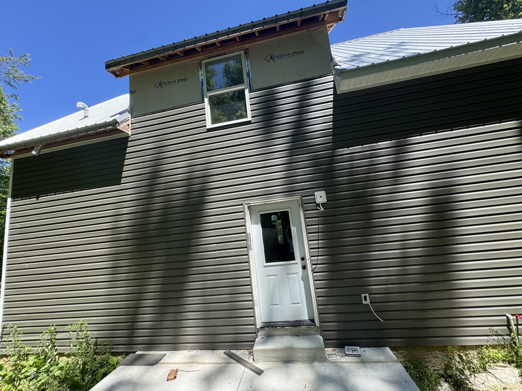 2027 Old Lake Rd