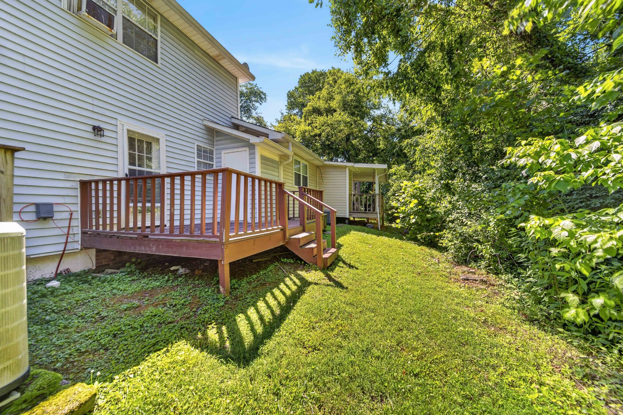 5 Rolling Meadows Dr
