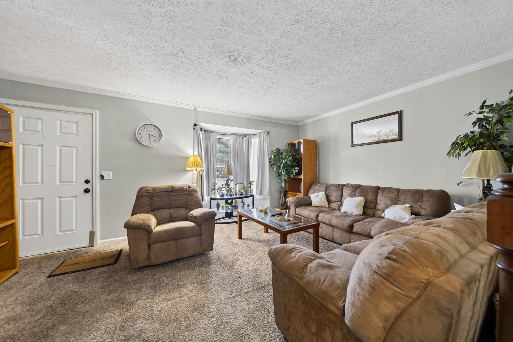 5 Rolling Meadows Dr