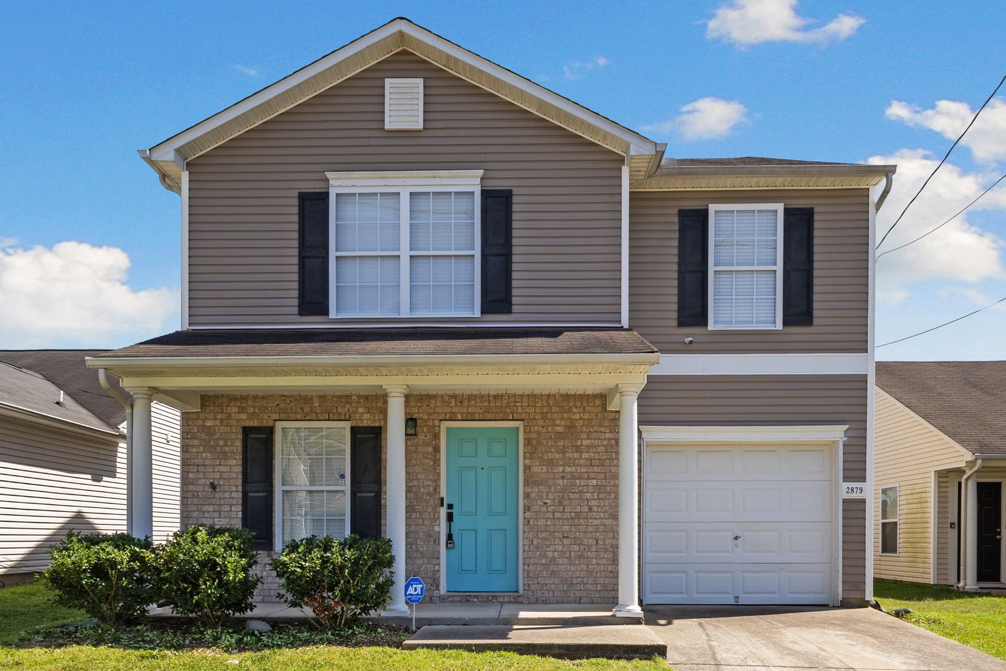 3-bed listing at 2879 Creekbend Dr, Nashville