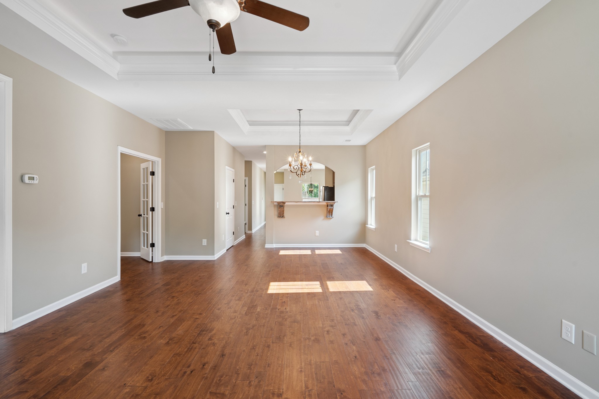 2441 Duxbury Dr