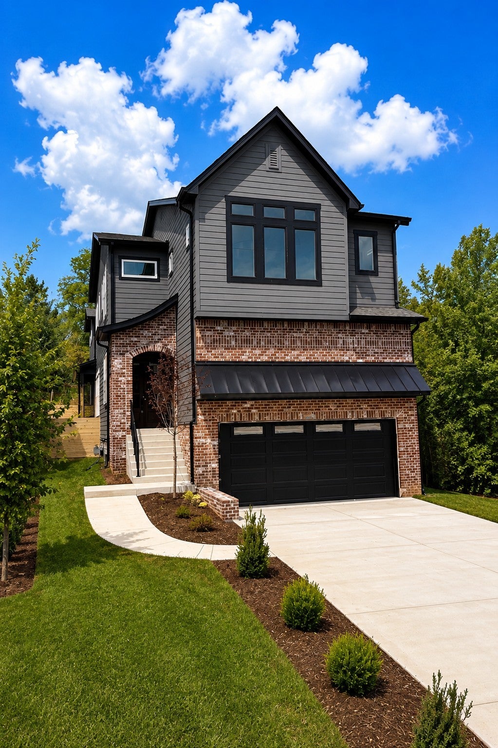 4-bed listing at 1520 Dugger Dr, Nashville