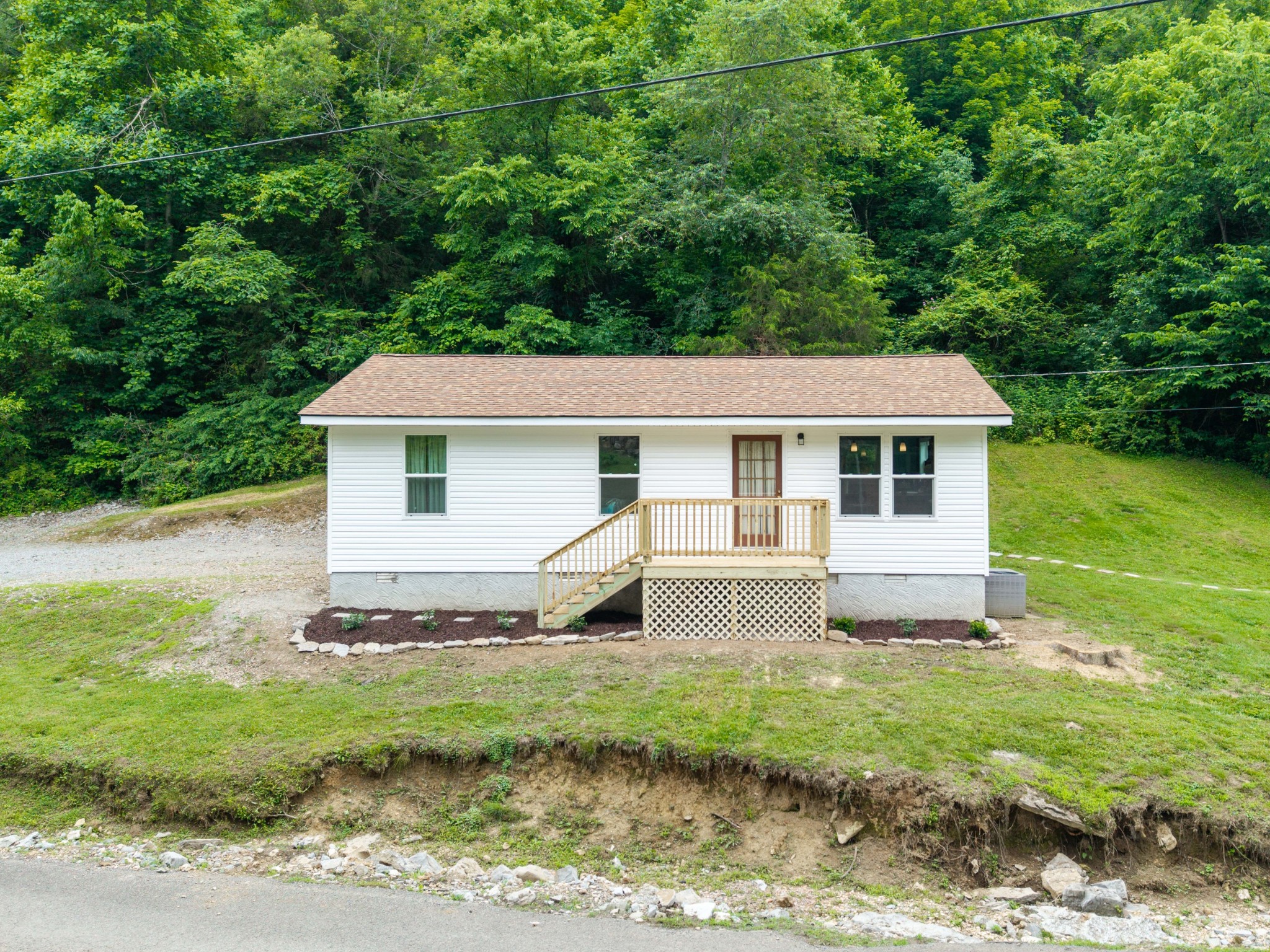 1784 Hurricane Creek Rd