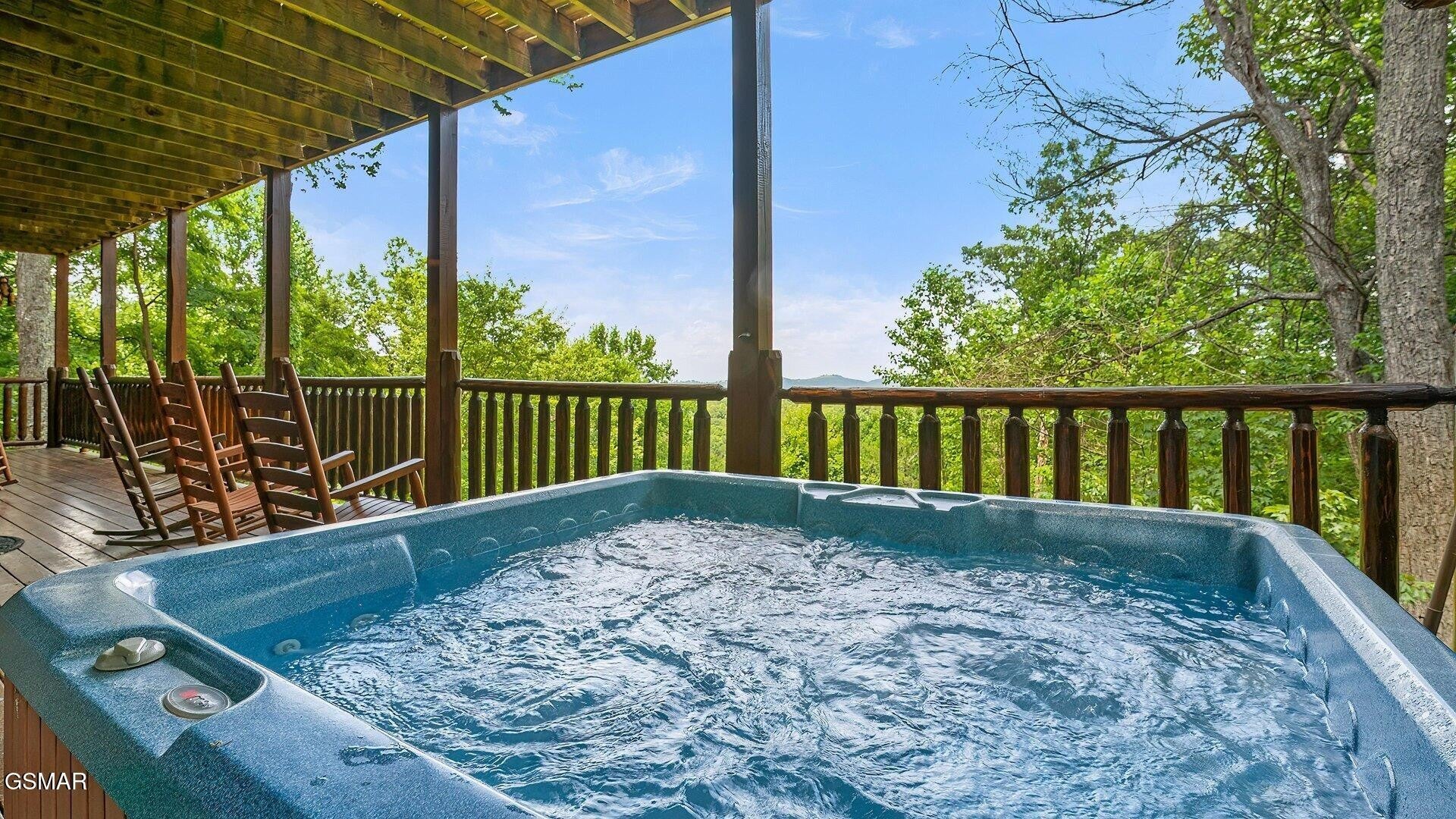 2117 E View Drive